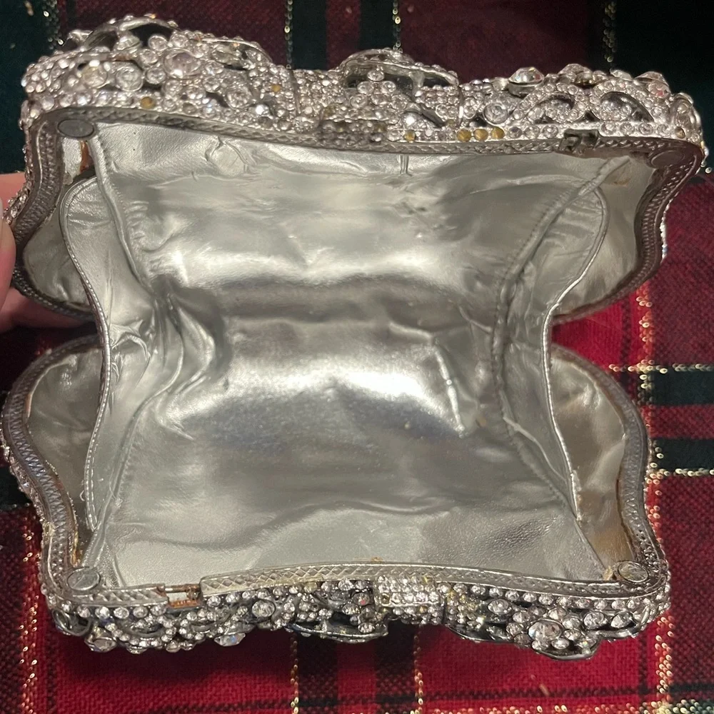 Silver Queen Luxury‎ Clutch GUC